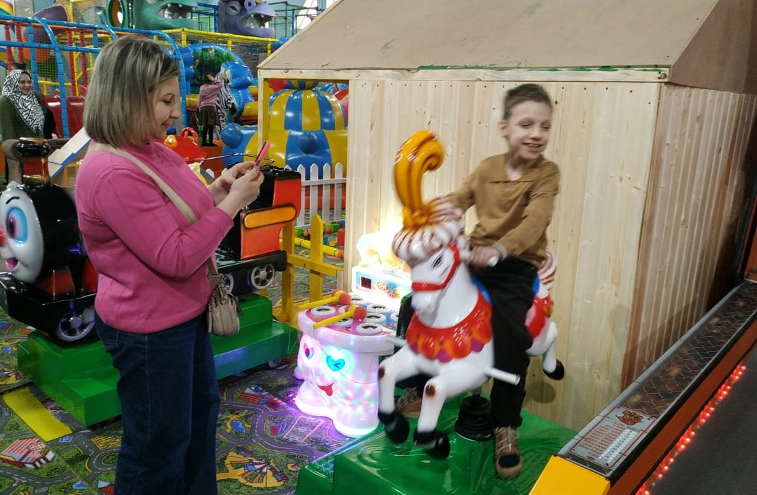 В Кизляре провели развлекательное мероприятие для детей с особенностями развития.