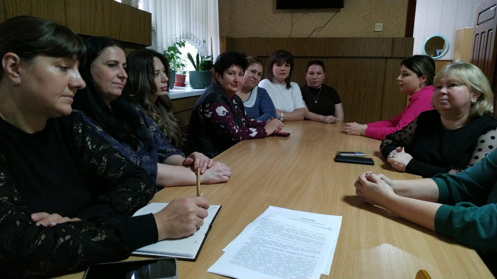 Коллектив кизлярского городского Управления социальной защиты провели семинар-совещание по вопросам противодействия коррупции