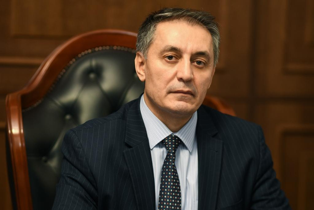 Поздравление вице-премьер РД Абдурахмана Махмудова.