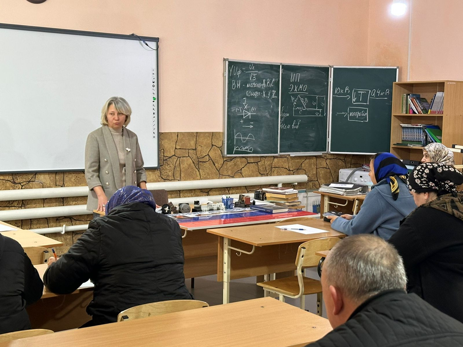 Представители  управления  проводят работу по оповещению граждан о новой мере социальной поддержки