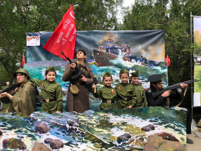 В Кизляре прошли мероприятия посвященные празднованию 77-ой годовщины Победы в Великой Отечественной войне.
